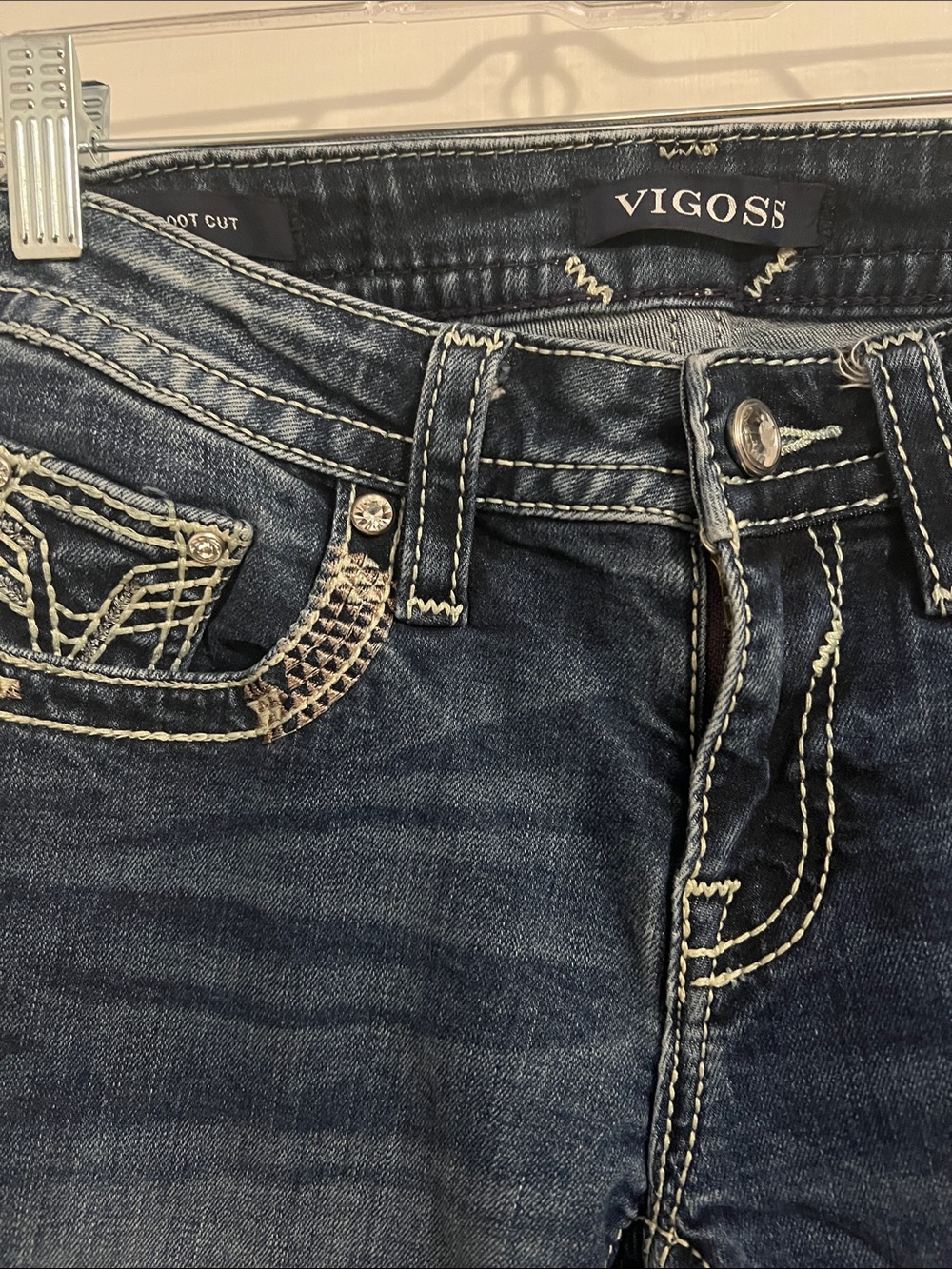 Vigoss Women's Dark Blue Boot Cut Jeans with Rhinestone Pocket Trim - Picture 3 of 6